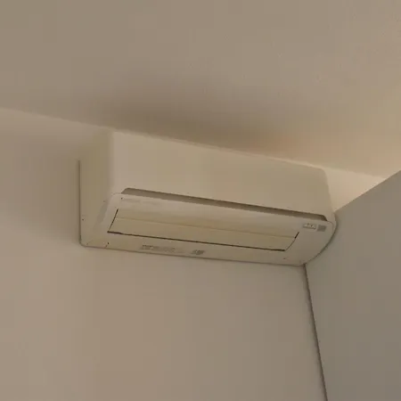 Amapola - Bilocale In Zona Mare Con Clima E Posto Auto Apartamento *