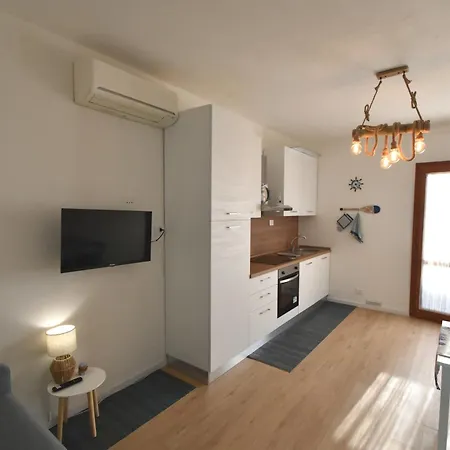 Amapola - Bilocale In Zona Mare Con Clima E Posto Auto Marina di Campo